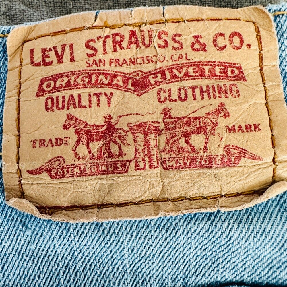 Levis 505 Women's Size 14M Light Wash Straight Leg Jeans Y2K Mom Denim Blue - Picture 3 of 9